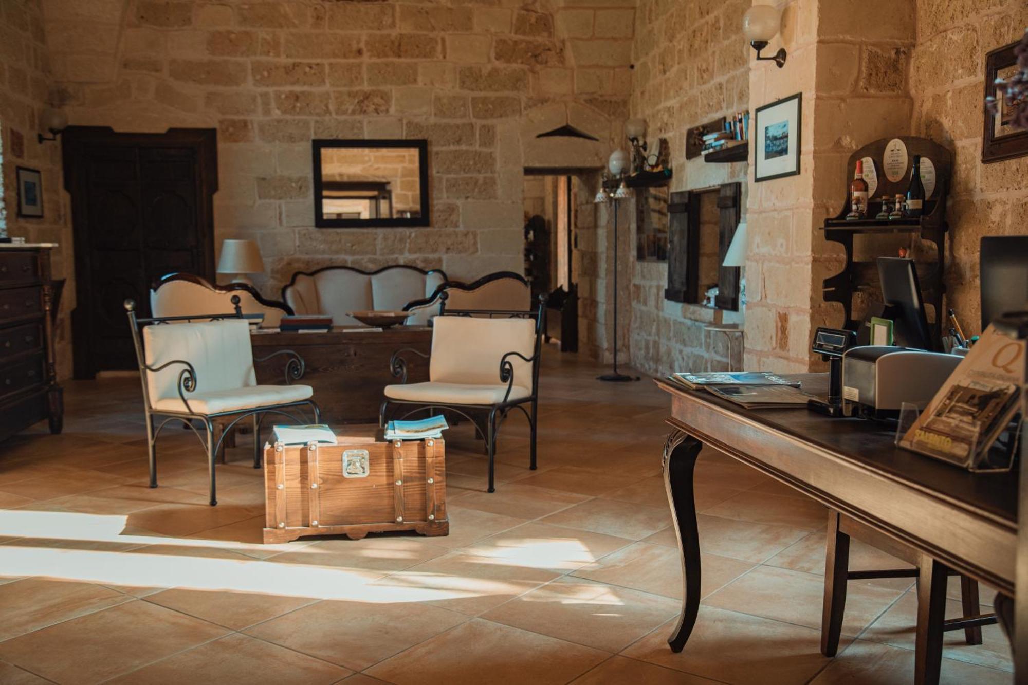 Tenuta Masseria & Spa Chicco Rizzo Sternatia Екстериор снимка