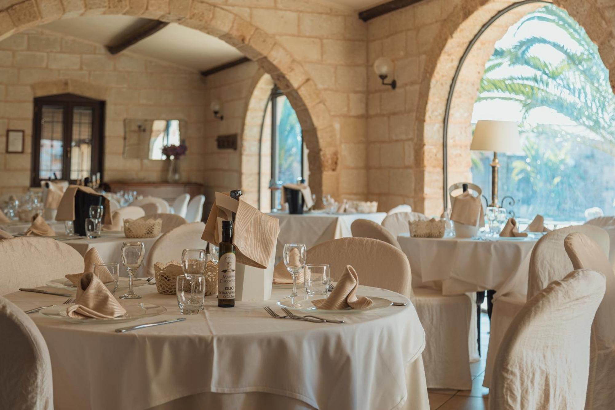 Tenuta Masseria & Spa Chicco Rizzo Sternatia Екстериор снимка