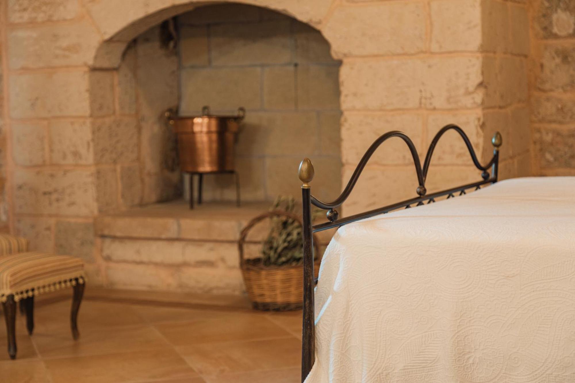 Tenuta Masseria & Spa Chicco Rizzo Sternatia Екстериор снимка