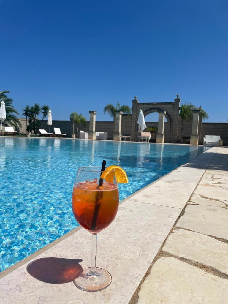 Tenuta Masseria & Spa Chicco Rizzo Sternatia Екстериор снимка