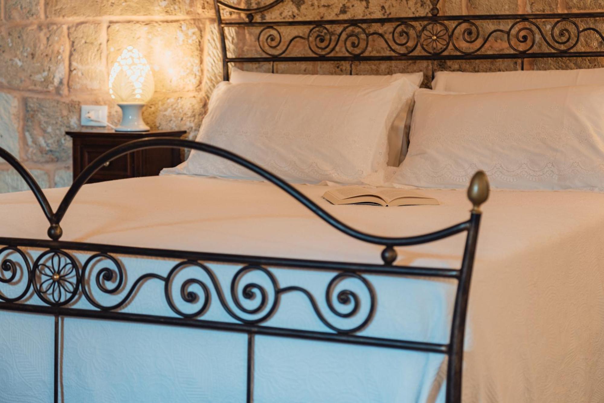 Tenuta Masseria & Spa Chicco Rizzo Sternatia Екстериор снимка