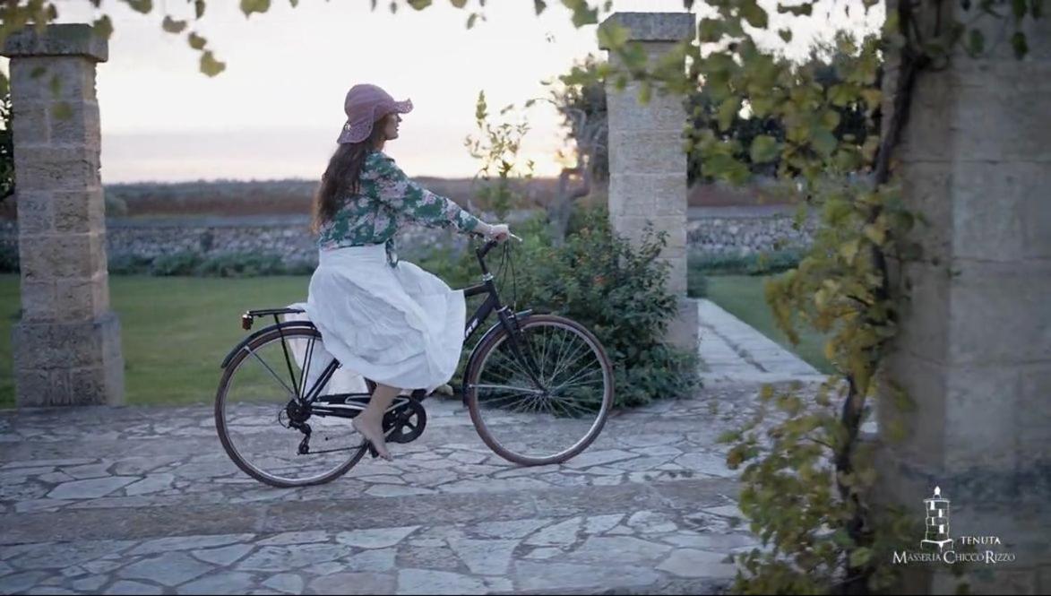 Tenuta Masseria & Spa Chicco Rizzo Sternatia Екстериор снимка